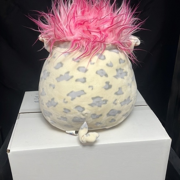 Squishmallow- ROSIE the pig Squish-doo Squishmallow plushy - Picture 3 of 4